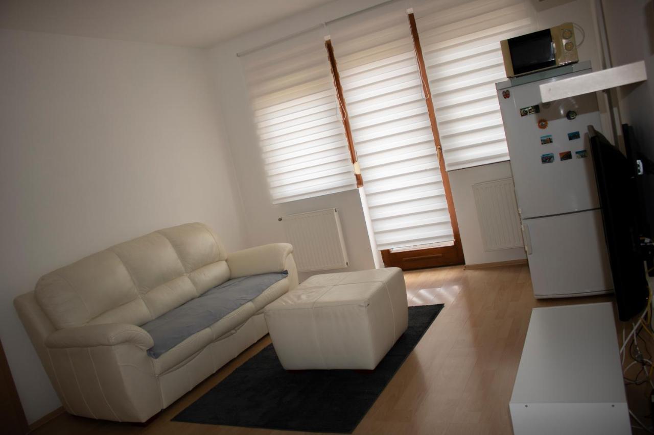 Csalogány Apartman Szekszárd Exterior foto