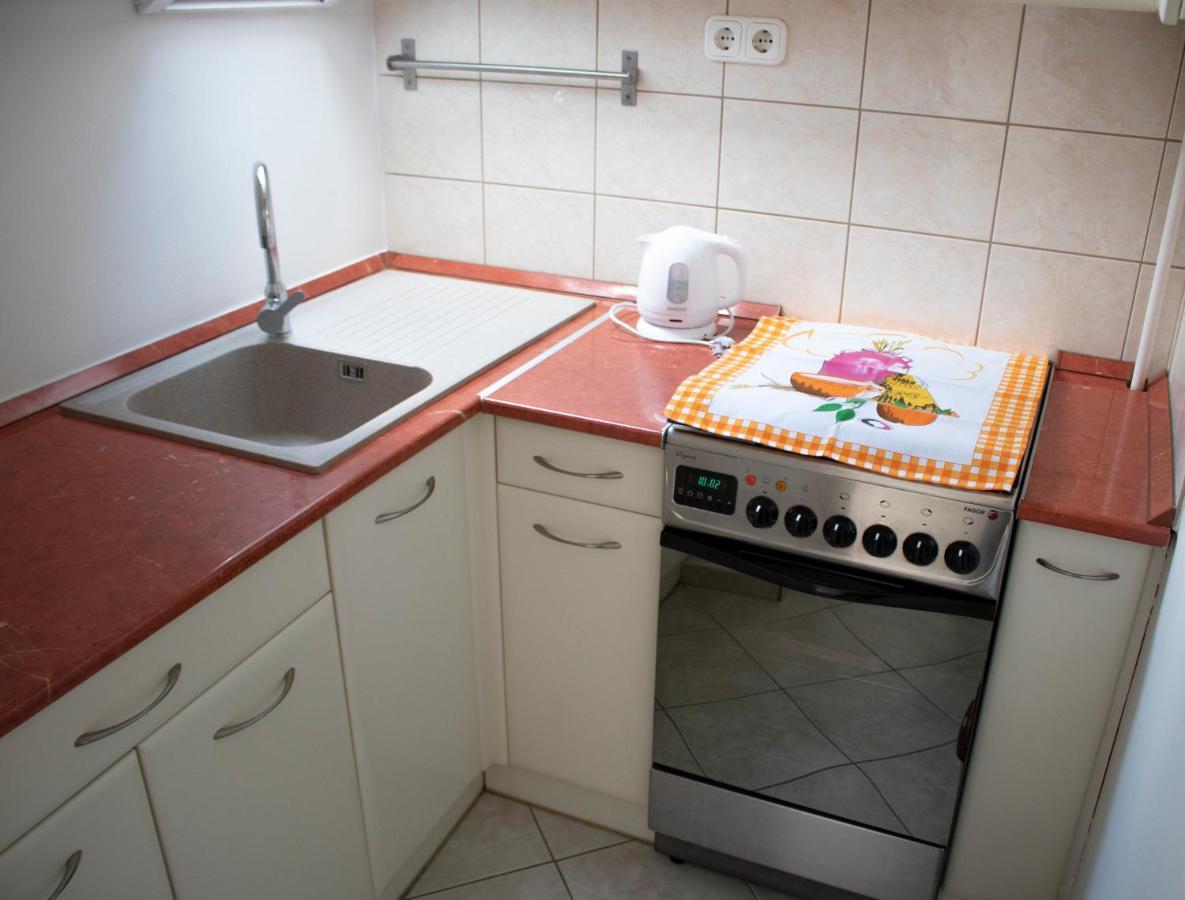 Csalogány Apartman Szekszárd Exterior foto